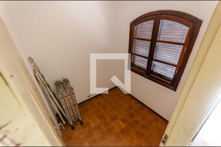 Casa à venda com 198m², 3 quartos e 3 vagasQuarto de Serviço