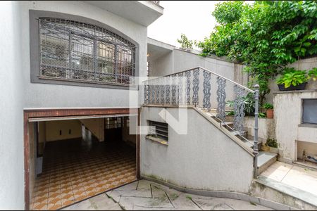 Casa à venda com 198m², 3 quartos e 3 vagasÁrea comum