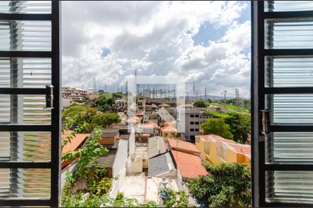 Casa à venda com 198m², 3 quartos e 3 vagasÁrea de Serviço