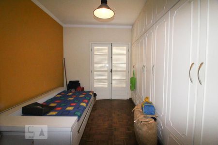 Casa à venda com 600m², 5 quartos e 5 vagasSuíte 3