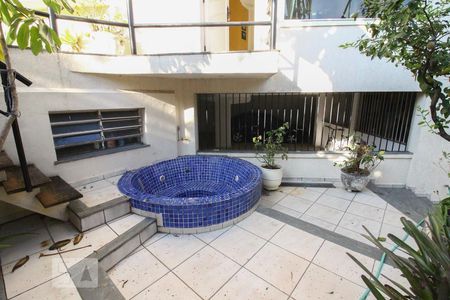 Casa à venda com 600m², 5 quartos e 5 vagasOfurô