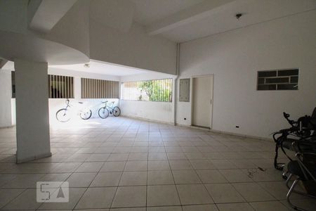 Casa à venda com 600m², 5 quartos e 5 vagasÁrea comum - Churrasqueira