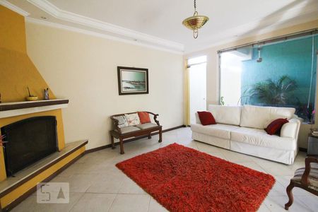 Casa à venda com 600m², 5 quartos e 5 vagasSala 