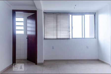 Apartamento para alugar com 256m², 4 quartos e 2 vagas Apartamento para alugar com 256m², 4 quartos e 2 vagasCozinha