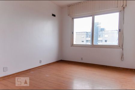 Apartamento para alugar com 256m², 4 quartos e 2 vagas Apartamento para alugar com 256m², 4 quartos e 2 vagasQuarto 2