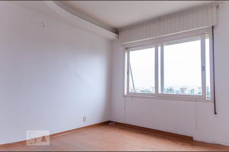 Apartamento para alugar com 256m², 4 quartos e 2 vagas Apartamento para alugar com 256m², 4 quartos e 2 vagasQuarto 3