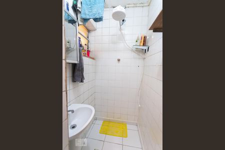 Casa à venda com 150m², 3 quartos e 1 vagaBanheiro 2