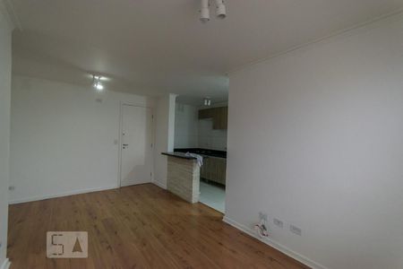 Sala de apartamento para alugar com 2 quartos, 47m² em Novo Mundo, Curitiba