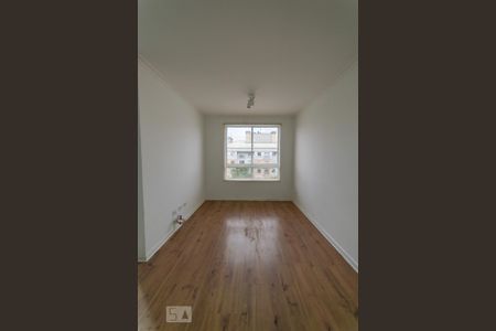 Sala de apartamento para alugar com 2 quartos, 47m² em Novo Mundo, Curitiba