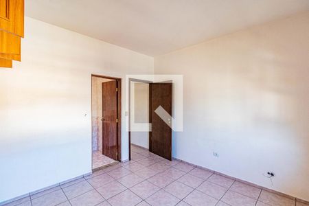 Suite de casa à venda com 3 quartos, 250m² em Ferreira, São Paulo