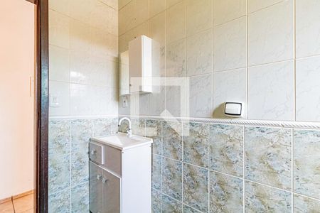 Casa à venda com 250m², 3 quartos e 6 vagas Casa à venda com 250m², 3 quartos e 6 vagasBanheiro social