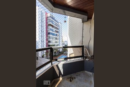 Apartamento à venda com 72m², 3 quartos e 1 vaga Apartamento à venda com 72m², 3 quartos e 1 vagaVaranda da Sala