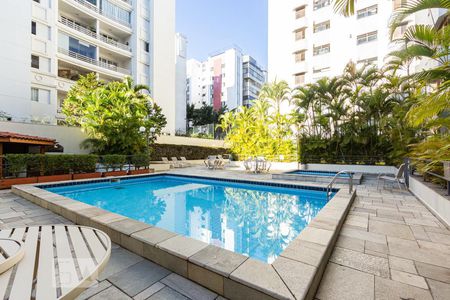 Apartamento à venda com 72m², 3 quartos e 1 vaga Apartamento à venda com 72m², 3 quartos e 1 vagaÁrea comum - Piscina