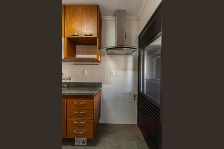 Apartamento à venda com 72m², 3 quartos e 1 vaga Apartamento à venda com 72m², 3 quartos e 1 vagaCozinha