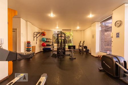 Apartamento à venda com 72m², 3 quartos e 1 vaga Apartamento à venda com 72m², 3 quartos e 1 vagaAcademia