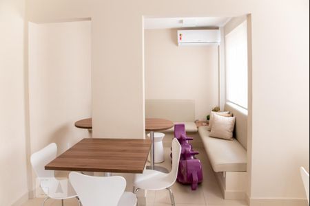 Apartamento à venda com 41m², 2 quartos e sem vaga Apartamento à venda com 41m², 2 quartos e sem vagaÁrea comum - Salão de festas