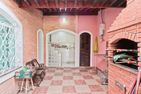 Casa à venda com 240m², 3 quartos e 3 vagas Casa à venda com 240m², 3 quartos e 3 vagasÁrea de lazer