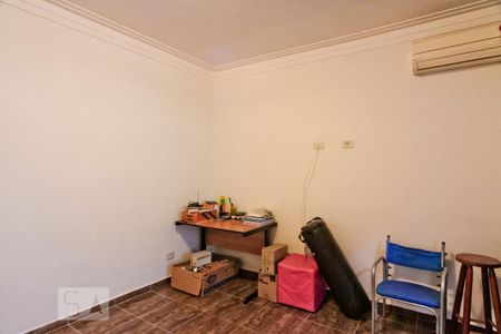 Casa à venda com 240m², 3 quartos e 3 vagas Casa à venda com 240m², 3 quartos e 3 vagasQuarto 2