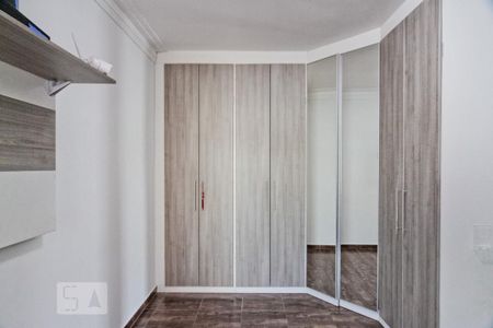 Casa à venda com 240m², 3 quartos e 3 vagasSuíte