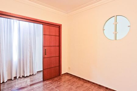 Casa à venda com 240m², 3 quartos e 3 vagas Casa à venda com 240m², 3 quartos e 3 vagasQuarto 2