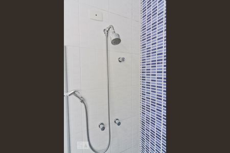 Casa à venda com 240m², 3 quartos e 3 vagas Casa à venda com 240m², 3 quartos e 3 vagasBanheiro da Suíte