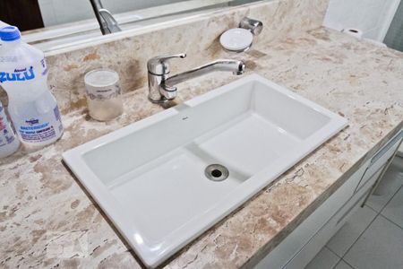 Casa à venda com 240m², 3 quartos e 3 vagas Casa à venda com 240m², 3 quartos e 3 vagasBanheiro da Suíte