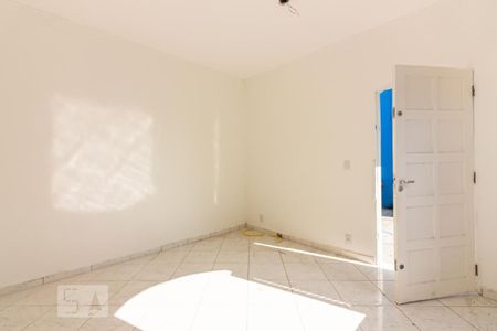 Casa à venda com 320m², 3 quartos e 4 vagas Casa à venda com 320m², 3 quartos e 4 vagasSuíte 4