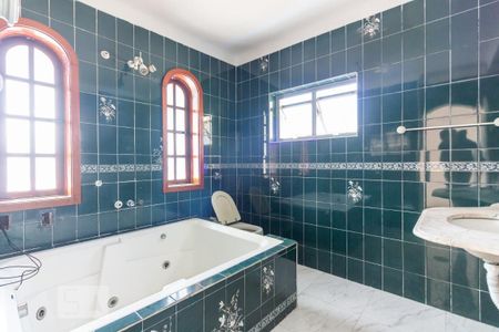 Casa à venda com 320m², 3 quartos e 4 vagas Casa à venda com 320m², 3 quartos e 4 vagasBanheiro da Suíte Master