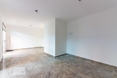 Casa à venda com 320m², 3 quartos e 4 vagas Casa à venda com 320m², 3 quartos e 4 vagasSala de Jantar