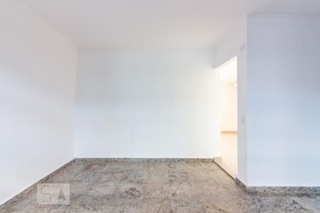 Casa à venda com 320m², 3 quartos e 4 vagas Casa à venda com 320m², 3 quartos e 4 vagasSala de Jantar