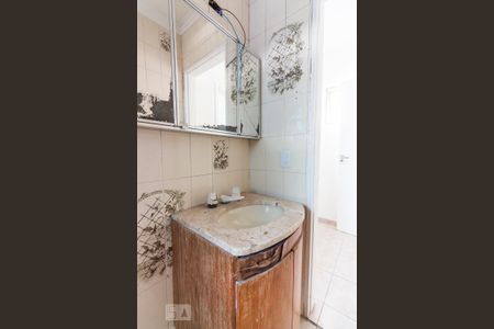 Casa à venda com 320m², 3 quartos e 4 vagas Casa à venda com 320m², 3 quartos e 4 vagasBanheiro