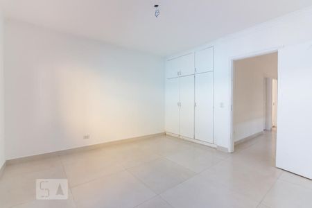 Casa à venda com 320m², 3 quartos e 4 vagas Casa à venda com 320m², 3 quartos e 4 vagasSuíte 3