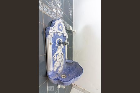 Casa à venda com 320m², 3 quartos e 4 vagas Casa à venda com 320m², 3 quartos e 4 vagasLavabo