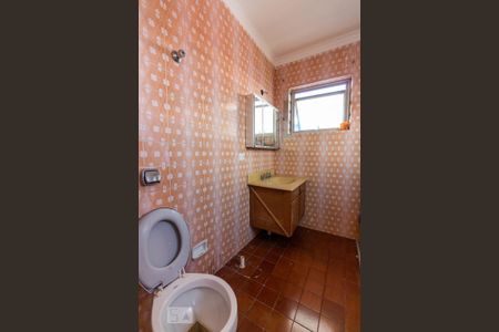 Casa à venda com 320m², 3 quartos e 4 vagas Casa à venda com 320m², 3 quartos e 4 vagasBanheiro