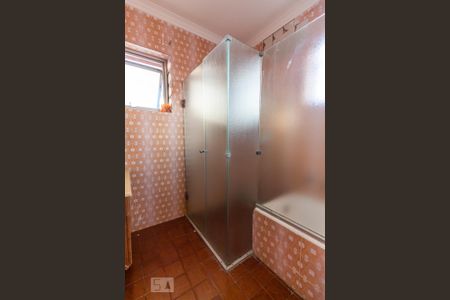 Casa à venda com 320m², 3 quartos e 4 vagas Casa à venda com 320m², 3 quartos e 4 vagasBanheiro