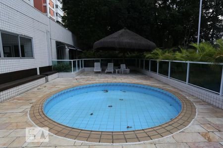 Apartamento à venda com 57m², 2 quartos e 1 vagaÁrea comum - Piscina