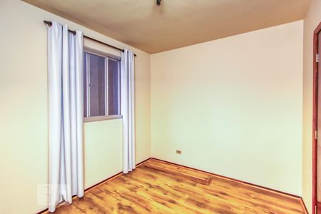 Quarto  de apartamento para alugar com 1 quarto, 45m² em Cristo Rei, Curitiba