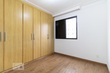 Suíte de apartamento para alugar com 2 quartos, 94m² em Aclimação, São Paulo