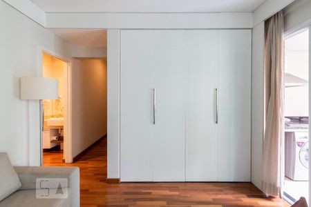 Sala de apartamento à venda com 1 quarto, 41m² em Vila Olímpia, São Paulo