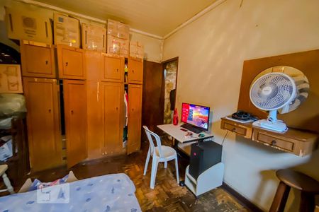 Casa à venda com 210m², 3 quartos e 2 vagasQuarto 3