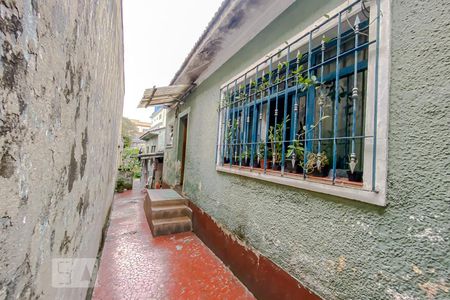 Casa à venda com 210m², 3 quartos e 2 vagasQuintal