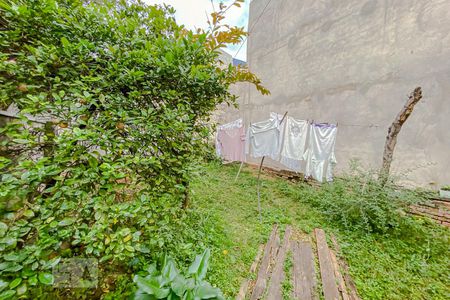 Casa à venda com 210m², 3 quartos e 2 vagasQuintal