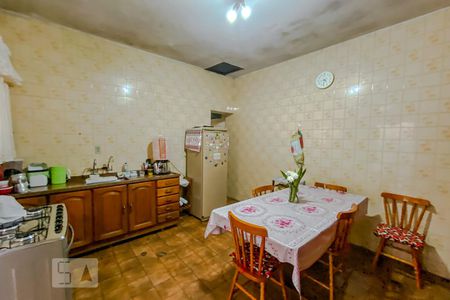 Casa à venda com 210m², 3 quartos e 2 vagasCozinha