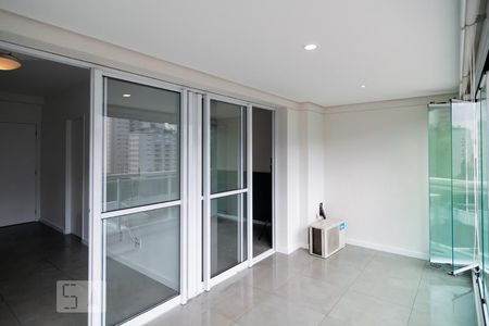 Varanda de apartamento à venda com 1 quarto, 49m² em Campo Belo, São Paulo