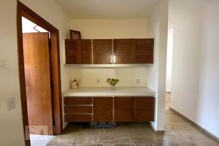 Casa à venda com 411m², 4 quartos e 2 vagasCopa