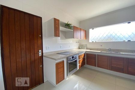 Casa à venda com 411m², 4 quartos e 2 vagasCozinha