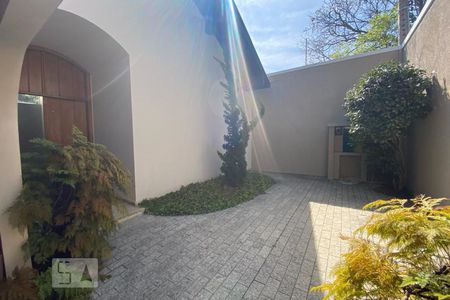 Casa à venda com 411m², 4 quartos e 2 vagasQuintal