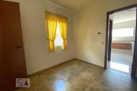 Casa à venda com 411m², 4 quartos e 2 vagasCopa