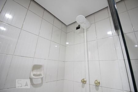 Apartamento à venda com 146m², 3 quartos e 3 vagasChuveiro