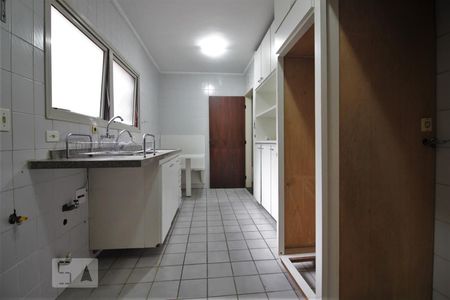 Apartamento à venda com 146m², 3 quartos e 3 vagasCozinha